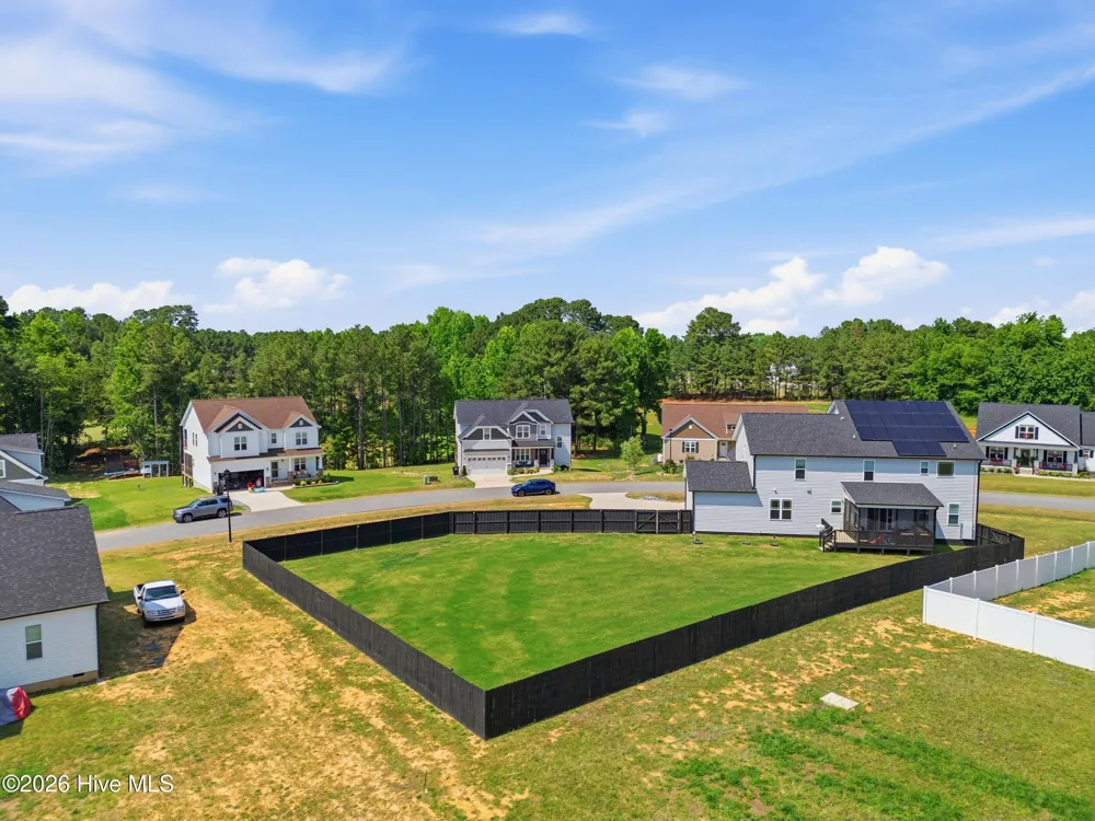 69 Red Rocks Circle Benson, NC 27504