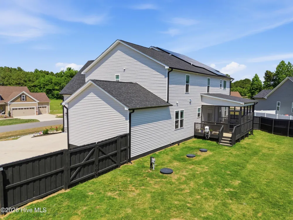 69 Red Rocks Circle Benson, NC 27504