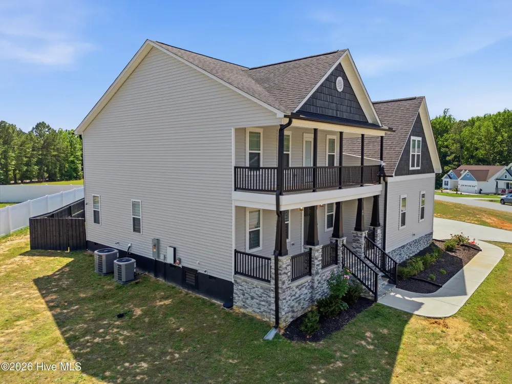 69 Red Rocks Circle Benson, NC 27504