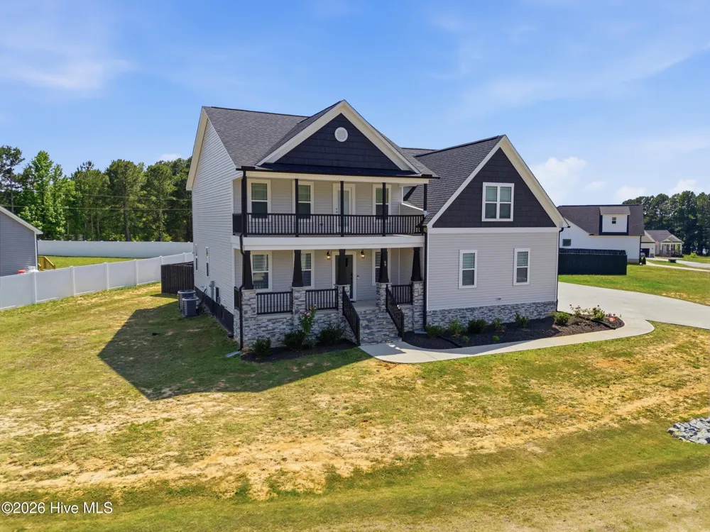 69 Red Rocks Circle Benson, NC 27504