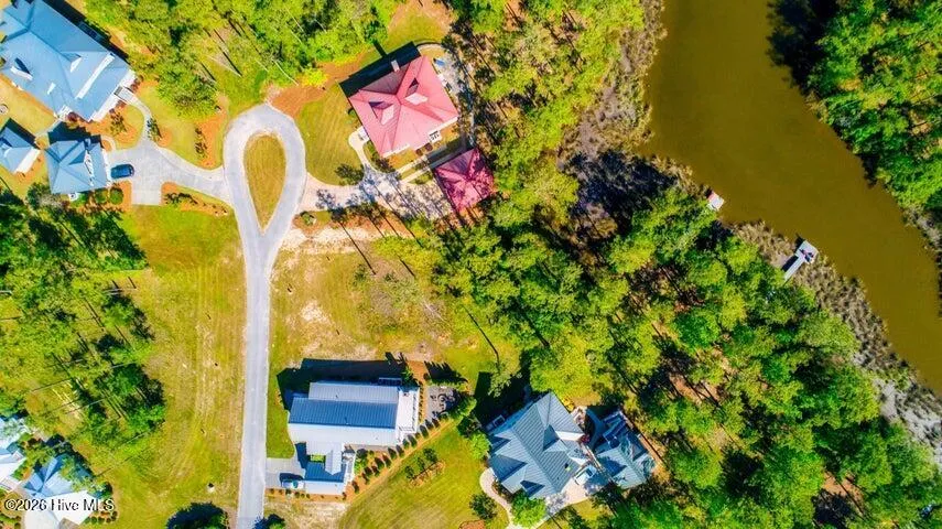 32 Quidley Cove Oriental, NC 28571