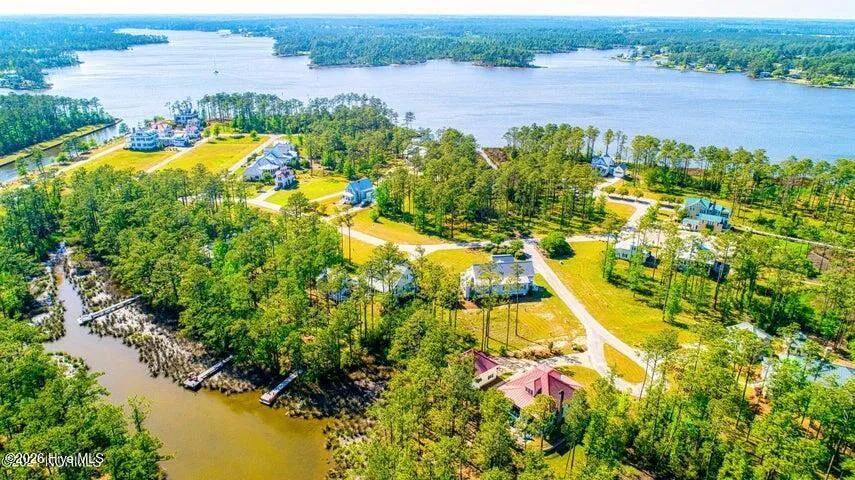 32 Quidley Cove Oriental, NC 28571