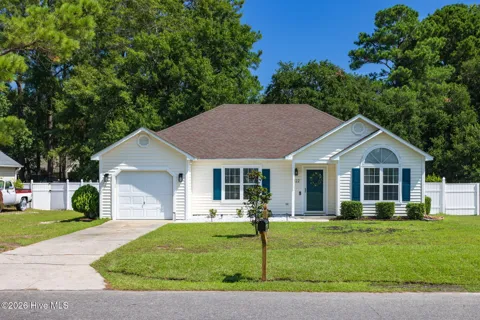 322 Deepwoods Court SE