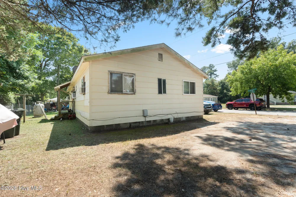 201 Lee'S Mill Road Laurinburg, NC 28352