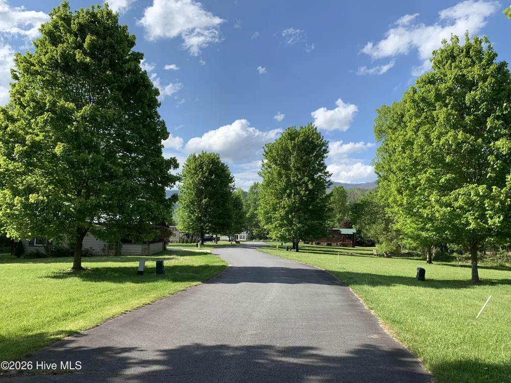 131 Lazy Bear Trail Andrews, NC 28901