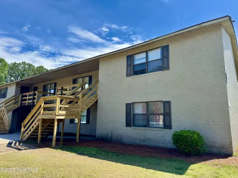 3209 Summer Place #5