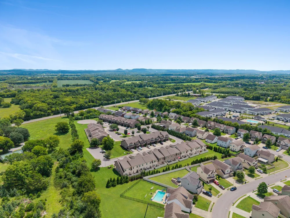 4114 Suntropic Lane Murfreesboro, TN 37127