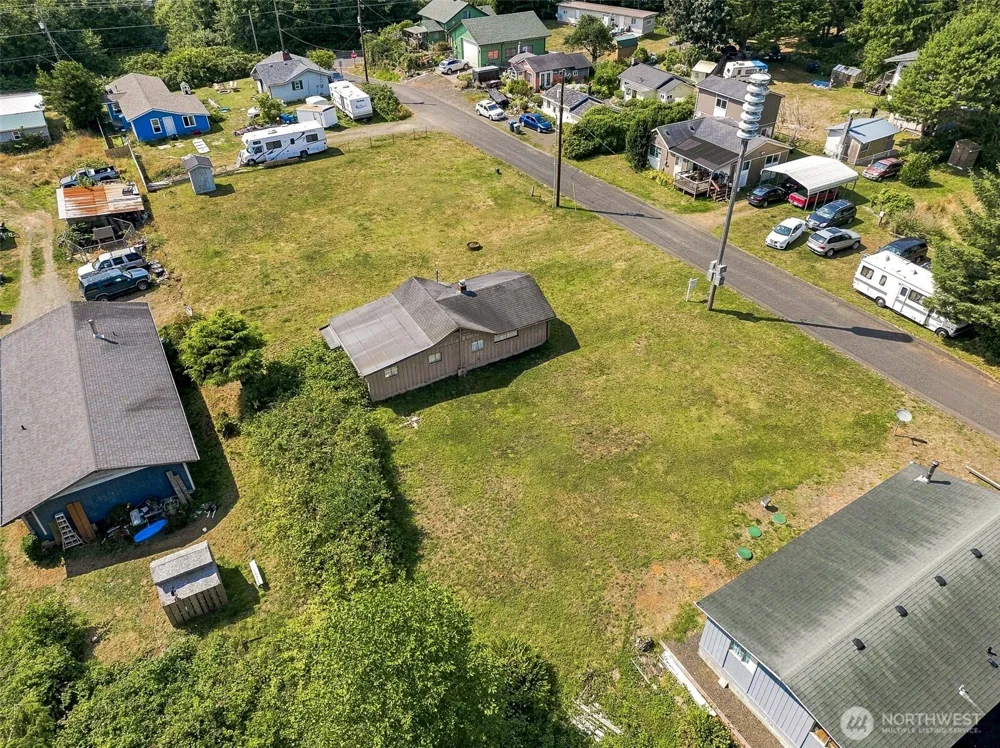 12 Aberdeen Street Copalis Beach, WA 98535