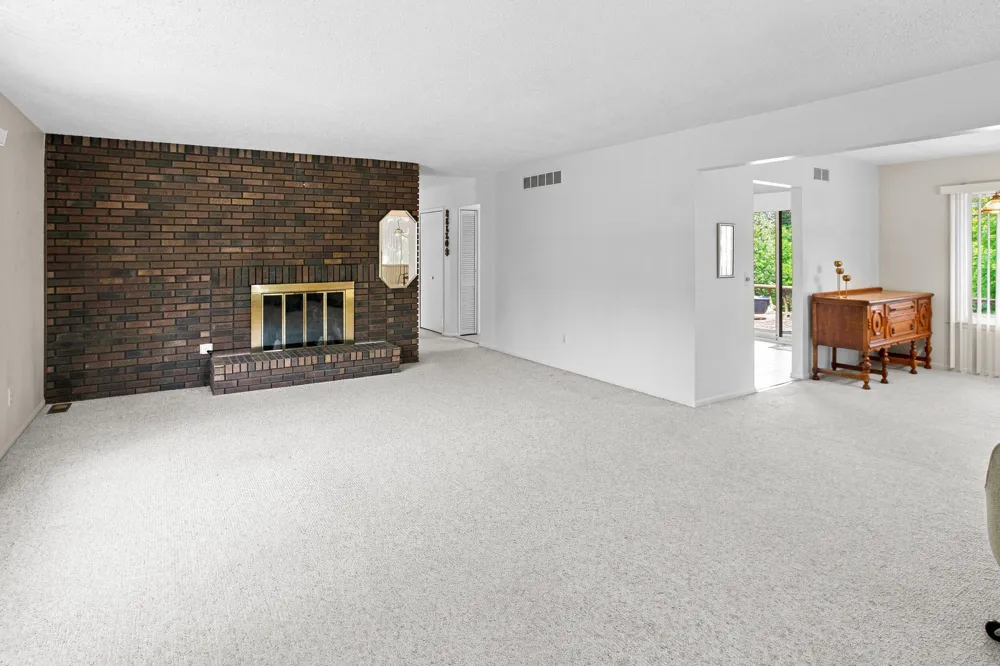 780 Hadley Road Brandon Charter Township, MI 48462