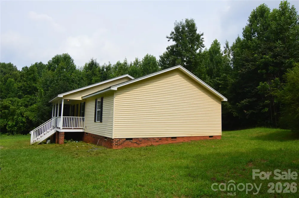 607 Anthony Grove Road Crouse, NC 28033