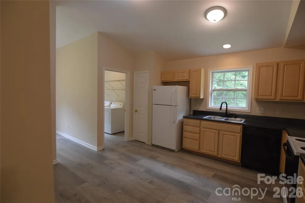 607 Anthony Grove Road Crouse, NC 28033