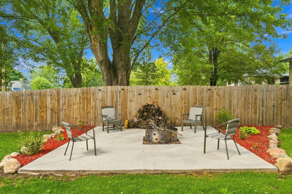 434 Birchwood Avenue Amery, WI 54001