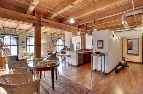 400 1st Street #408