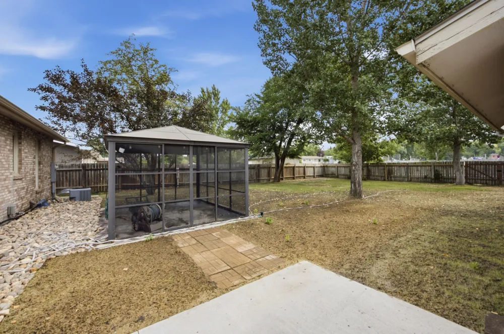 607 9th Street W West Fargo, ND 58078