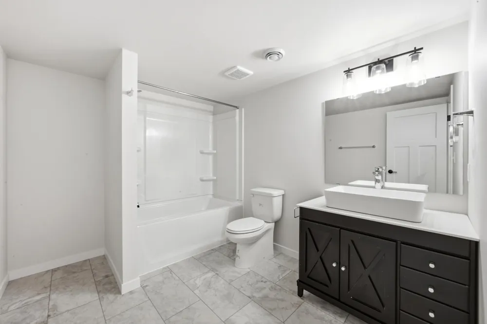 607 9th Street W West Fargo, ND 58078