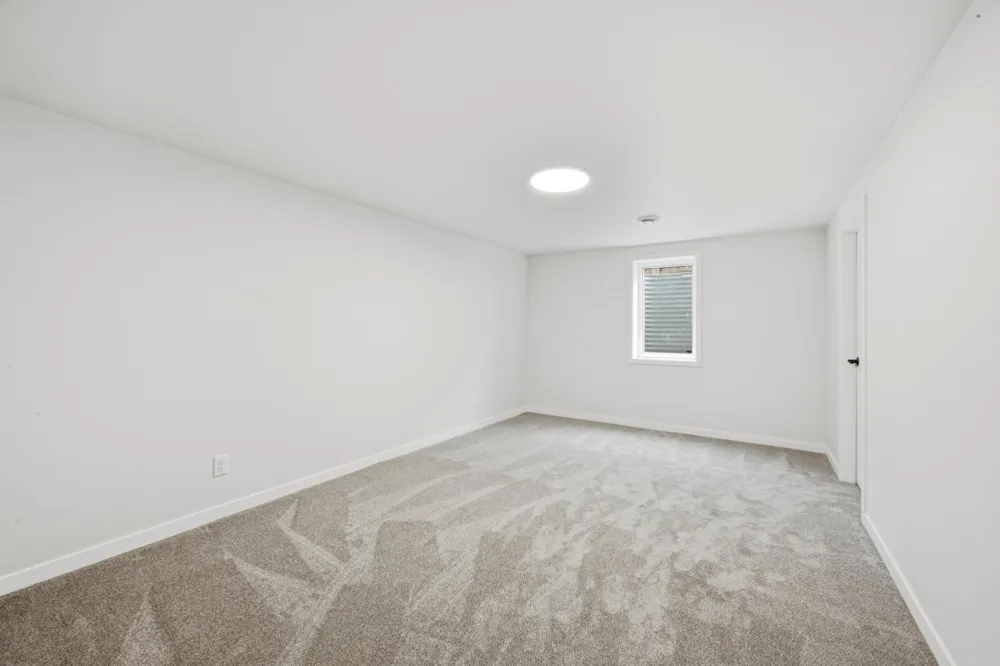 607 9th Street W West Fargo, ND 58078
