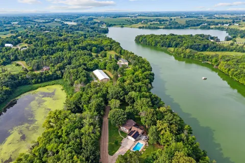 1233 Crofoot Avenue NW