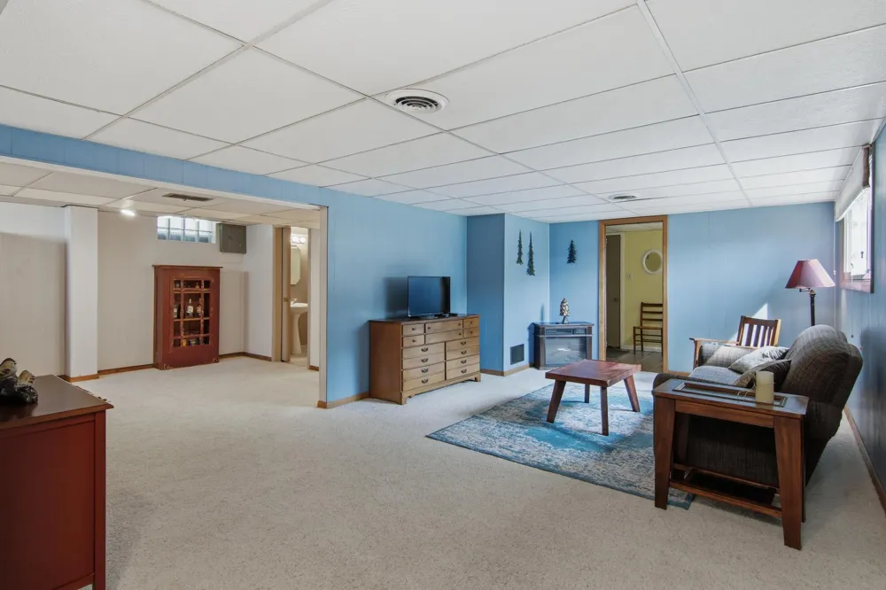 911 16th Street SE Menomonie, WI 54751