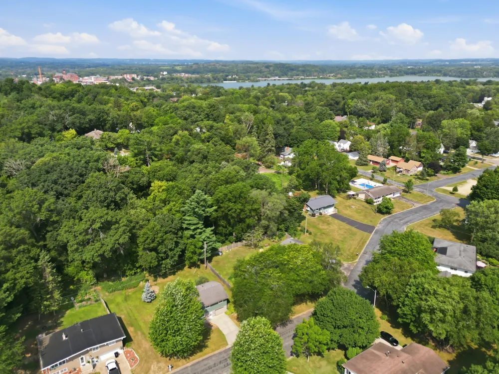 911 16th Street SE Menomonie, WI 54751