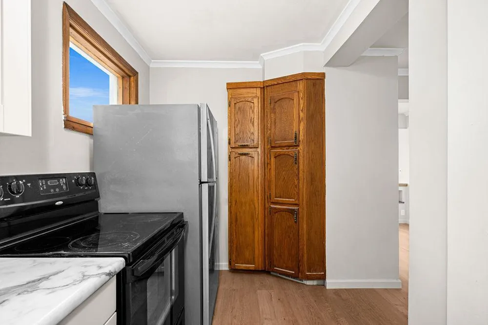 1027 E 9th Street Duluth, MN 55805