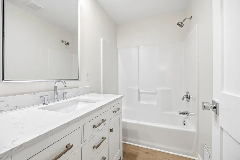1085 W Shore Drive SW Hutchinson, MN 55350