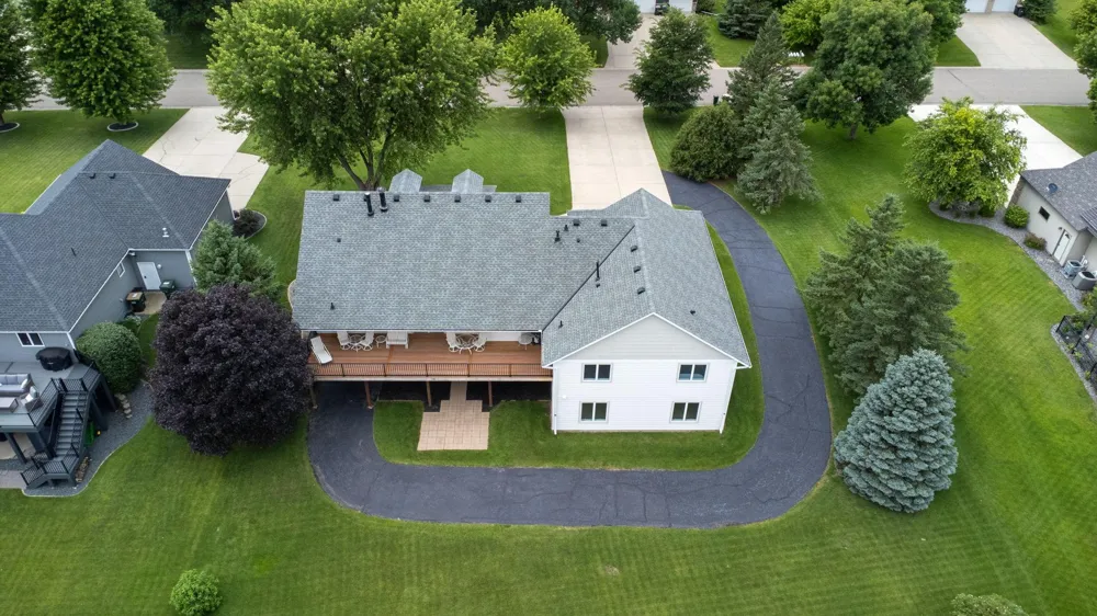 1085 W Shore Drive SW Hutchinson, MN 55350