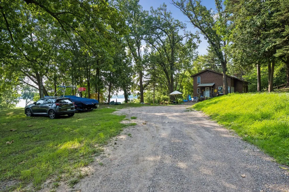 365 W Lake Street Orono, MN 55356