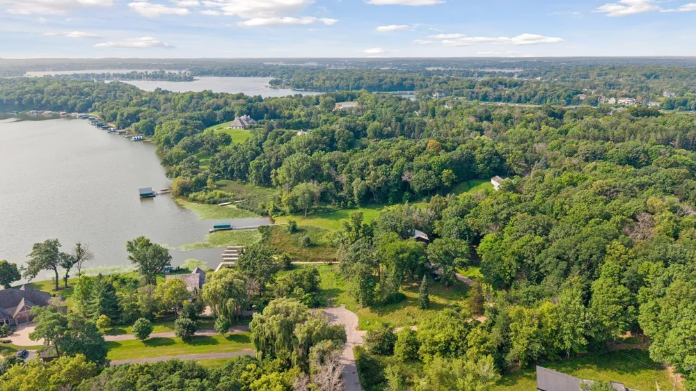 365 W Lake Street Orono, MN 55356