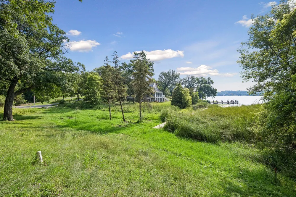 365 W Lake Street Orono, MN 55356