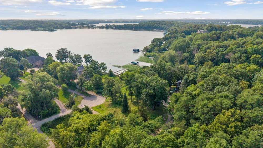 365 W Lake Street Orono, MN 55356