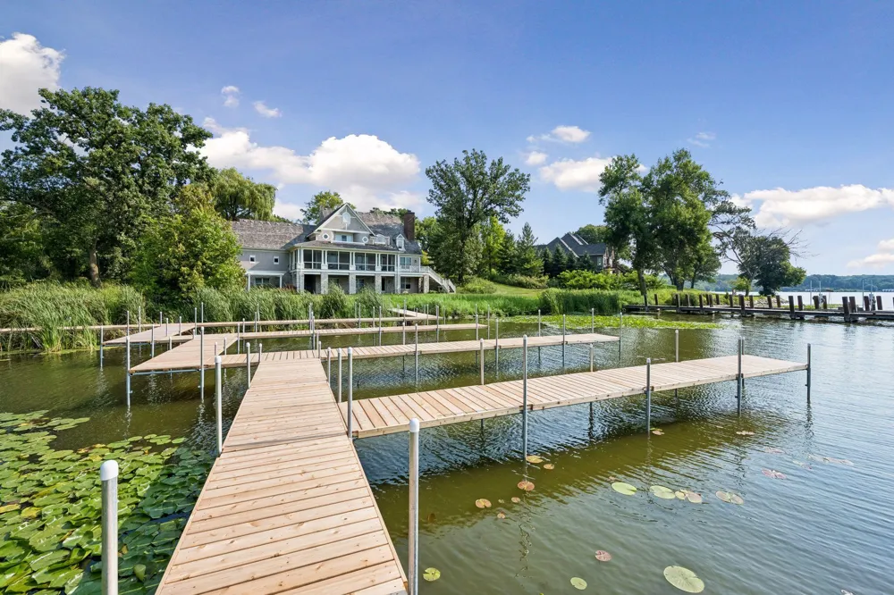 365 W Lake Street Orono, MN 55356