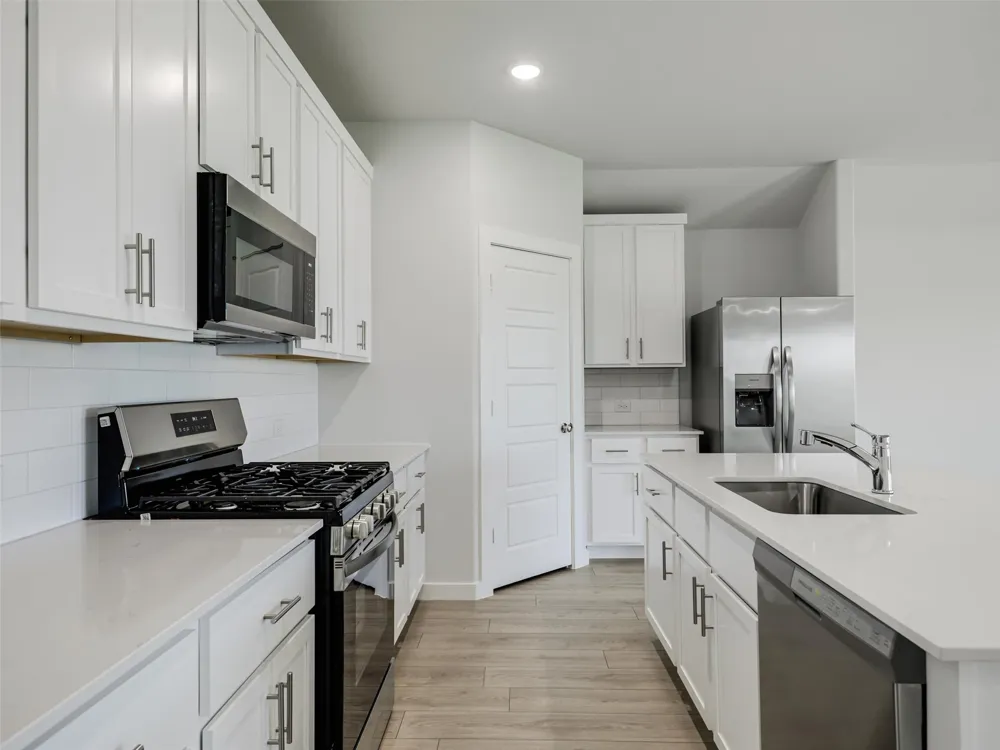 1136 Del Rio Drive Lavon, TX 75166