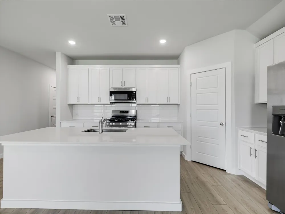 1136 Del Rio Drive Lavon, TX 75166