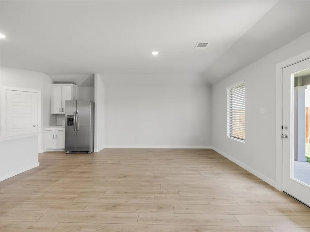 1136 Del Rio Drive Lavon, TX 75166