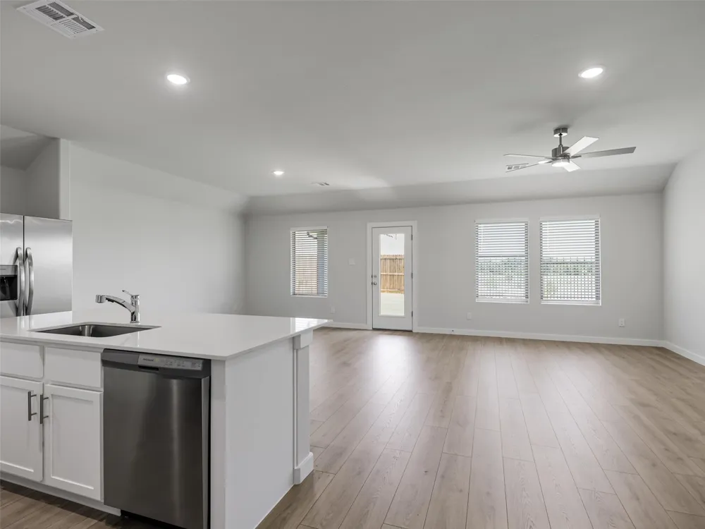 1136 Del Rio Drive Lavon, TX 75166