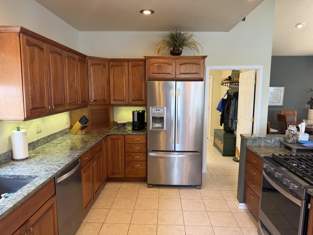 4240 Dawn Drive Hillsdale, MI 49242