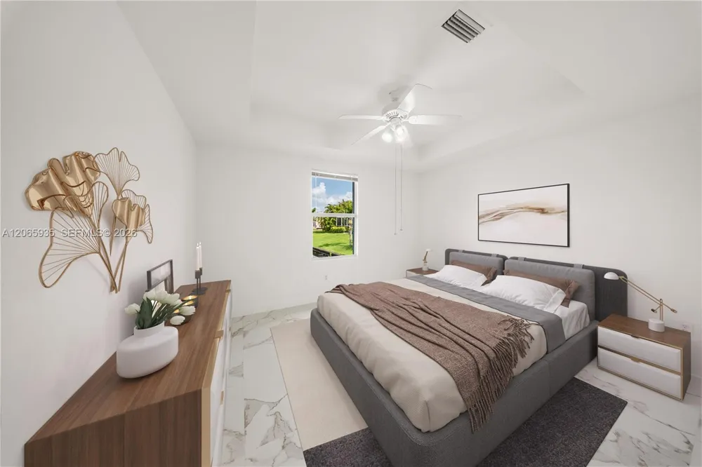 3219 65th Cape Coral, FL 33990