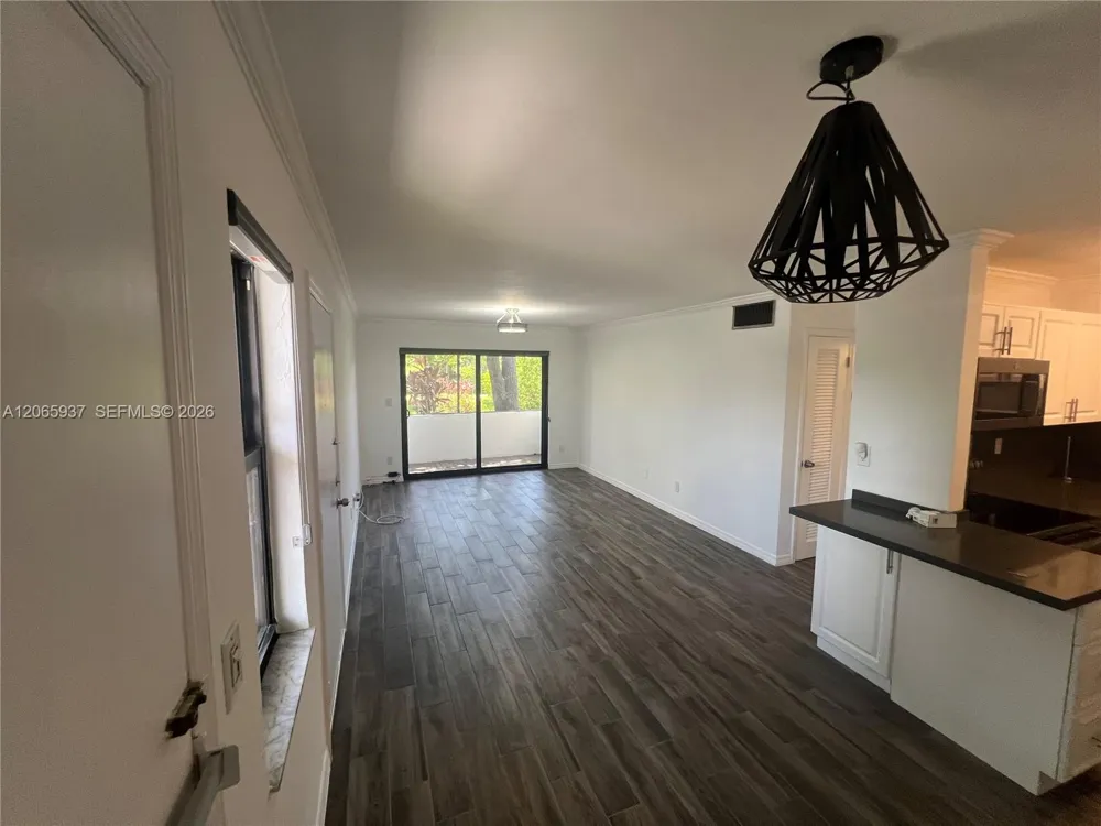 8701 SW 141st St #H3 Palmetto Bay, FL 33176