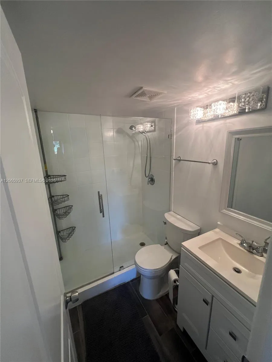 8701 SW 141st St #H3 Palmetto Bay, FL 33176