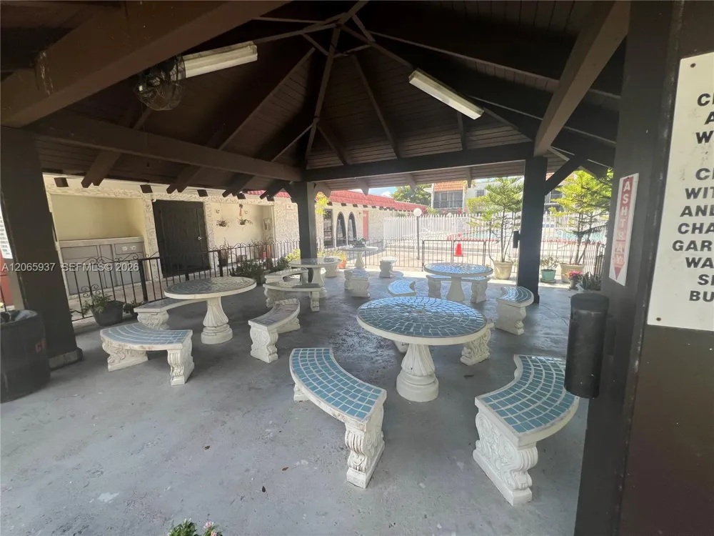 8701 SW 141st St #H3 Palmetto Bay, FL 33176