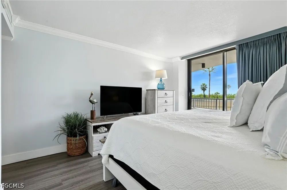Seaview Court #201 Marco Island, FL 34145