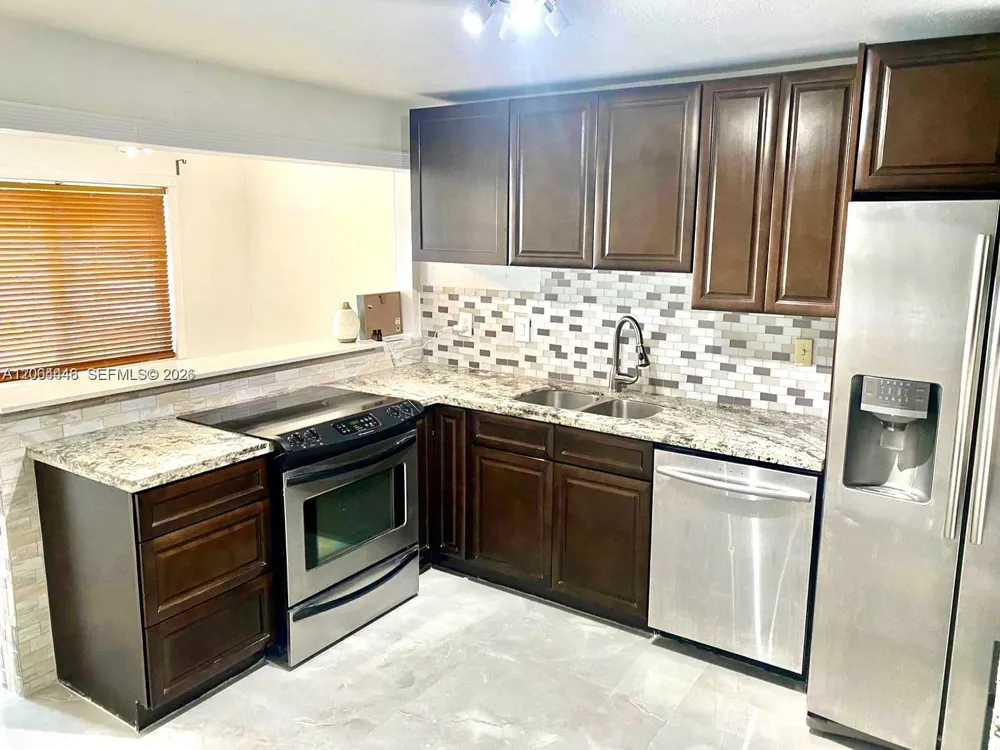 112 Ronald Rd West Park, FL 33023