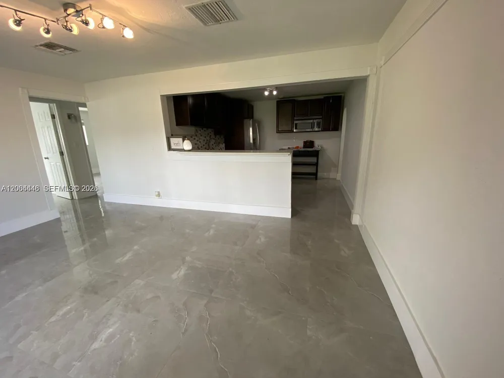 112 Ronald Rd West Park, FL 33023
