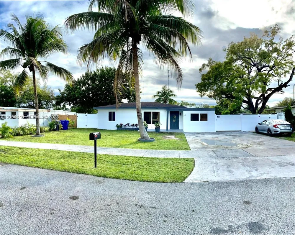 112 Ronald Rd West Park, FL 33023