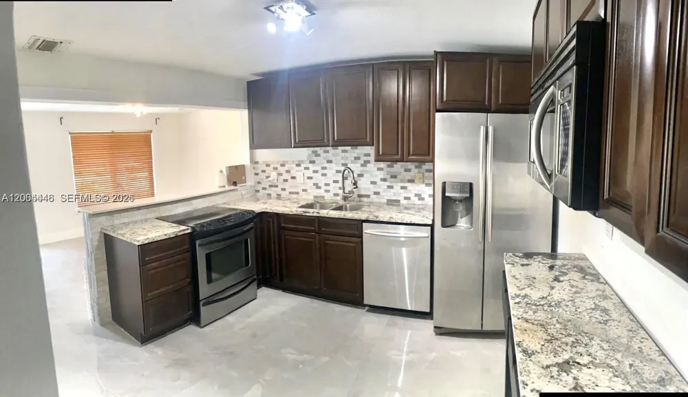 112 Ronald Rd West Park, FL 33023