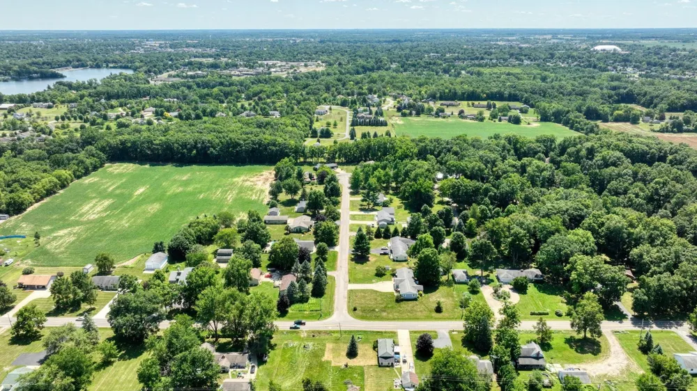 2915 Lee Marie Drive Adrian Township, MI 49221