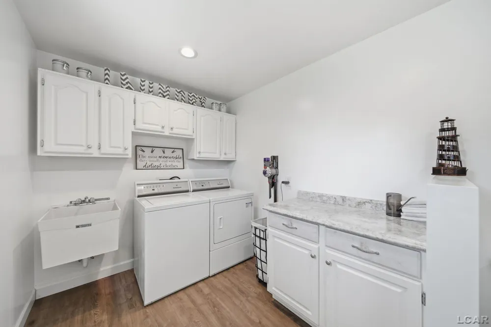 2915 Lee Marie Drive Adrian Township, MI 49221