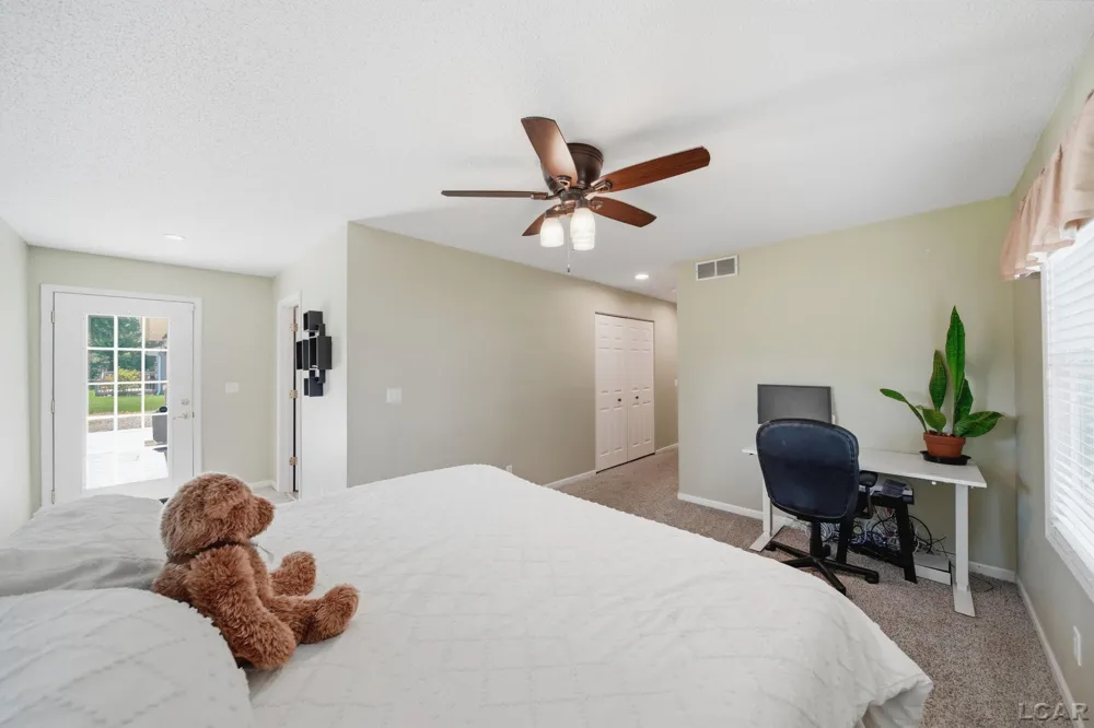 2915 Lee Marie Drive Adrian Township, MI 49221