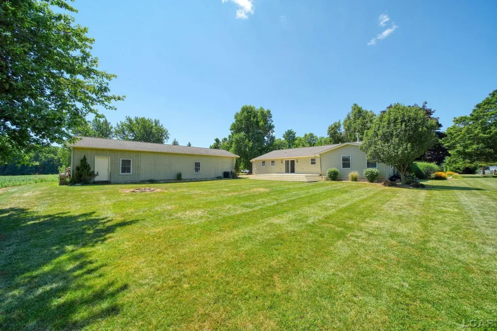 2915 Lee Marie Drive Adrian Township, MI 49221