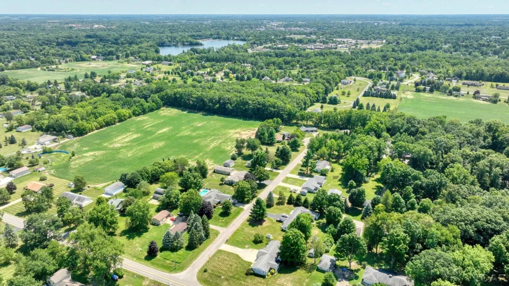 2915 Lee Marie Drive Adrian Township, MI 49221